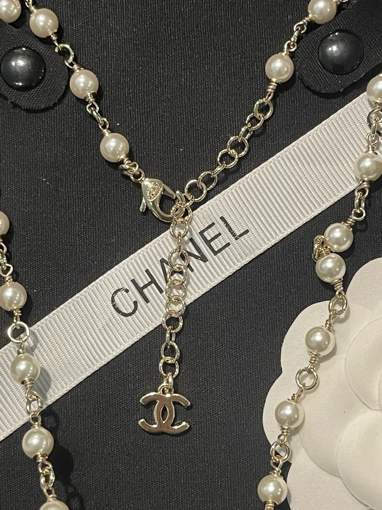 Chanel Pearl Beaded CC Pendant Necklace 5