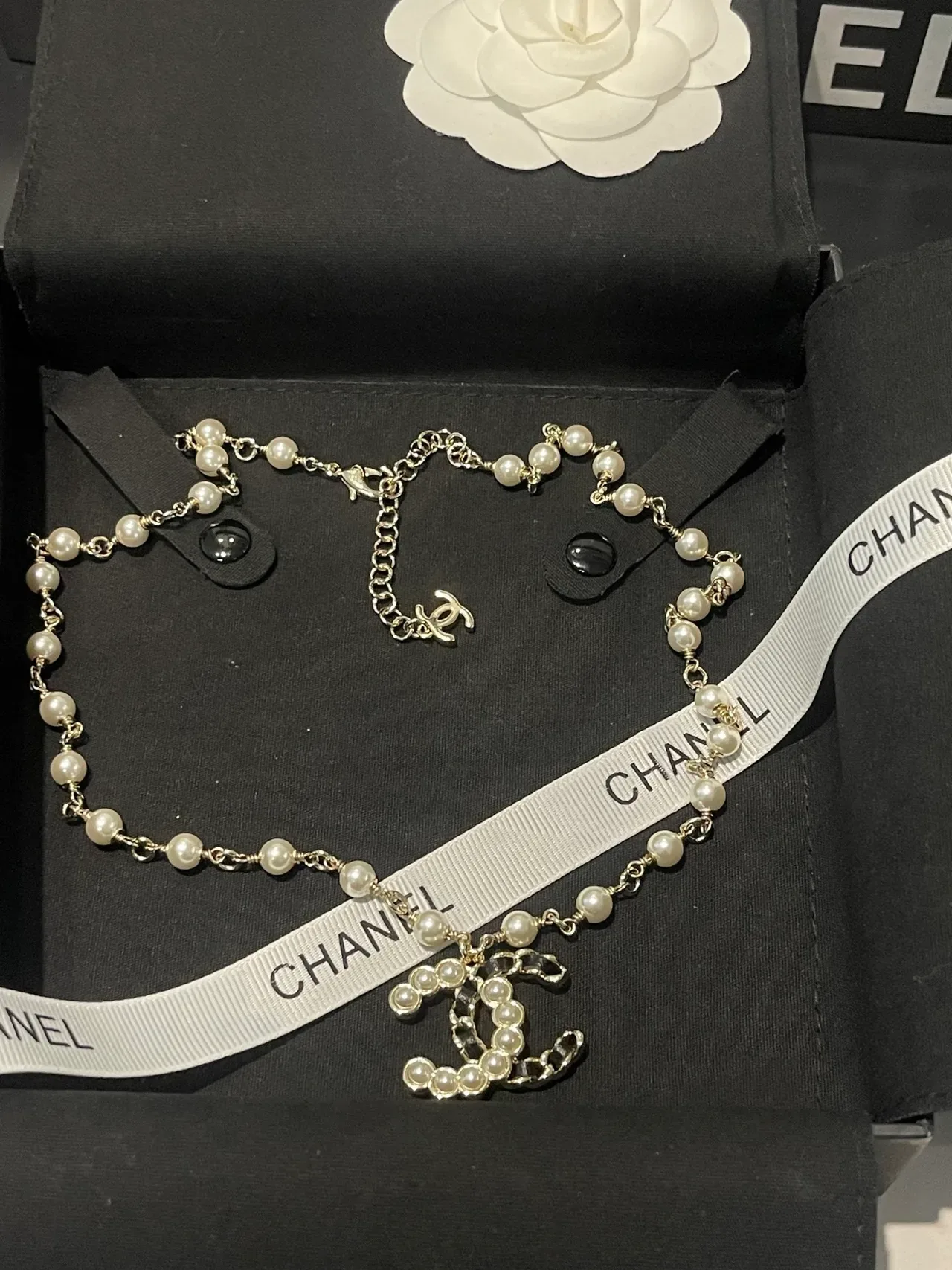 Chanel Pearl Beaded CC Pendant Necklace 8