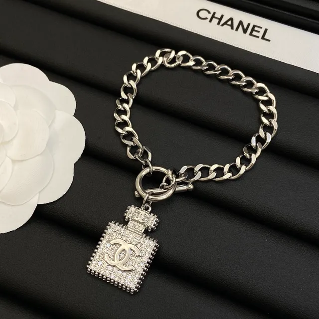 Chanel Silver White Chain-Link Crystal-Embellished Necklace 6