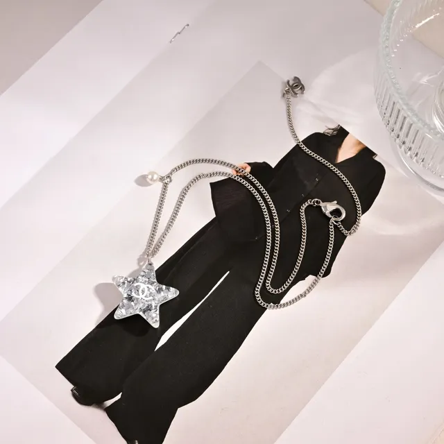 Chanel Prateado Branco Colgante em Forma de Estrela Resina Interior Marmoreado 7