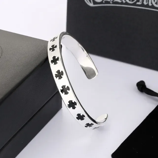 Chrome Hearts Cross Cuff فضي معدن سوارة الكاف المفتوحة 3