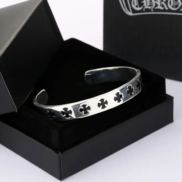 Chrome Hearts Cross Cuff فضي معدن سوارة الكاف المفتوحة 4