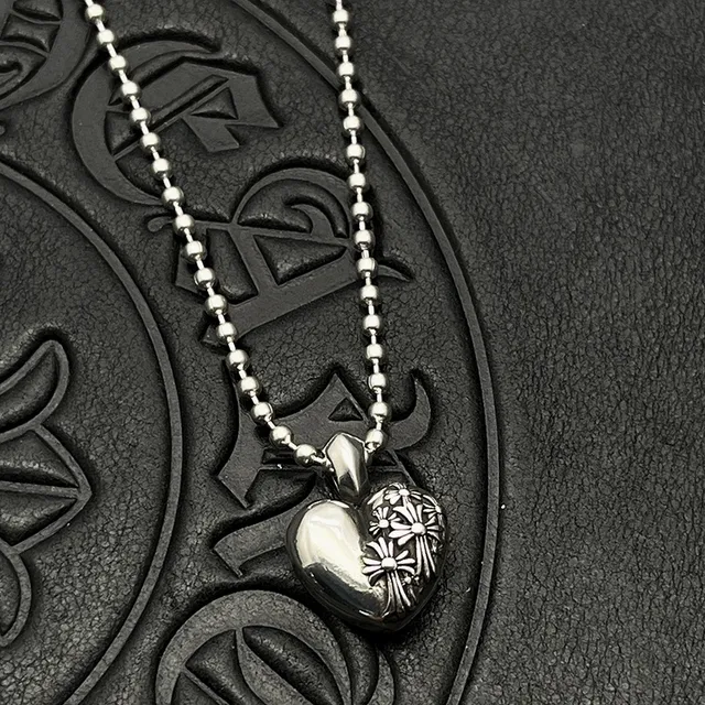 Chrome Hearts Croix Fleur Cœur Pendentif Collier 5