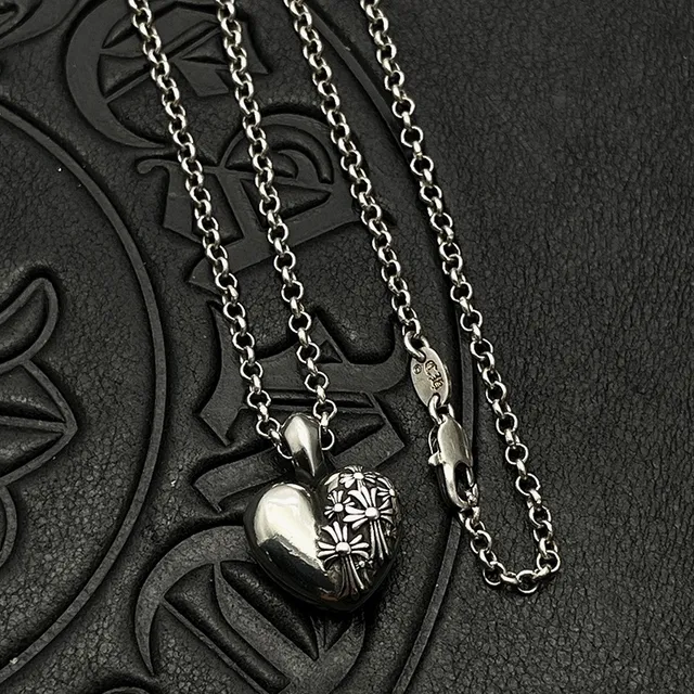 Chrome Hearts Croix Fleur Cœur Pendentif Collier 8
