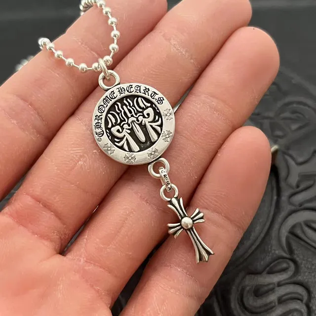 Chrome Hearts Cruz & Coração Pendente Colar de Prata 5