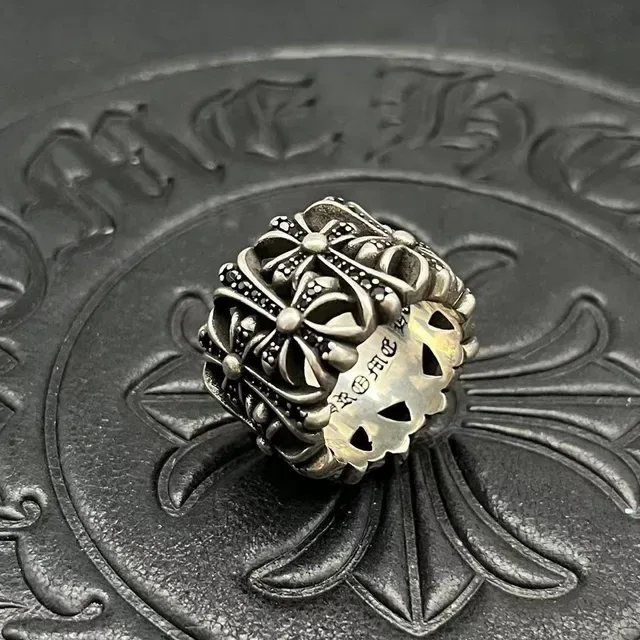 Chrome Hearts Anel Cruz Floral de Banda Larga 5