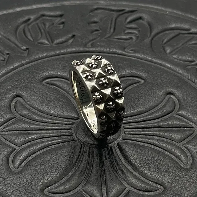 Chrome Hearts Flower Stud Silver Black Geometric Band Reverse-Engraved Interior Ring 7