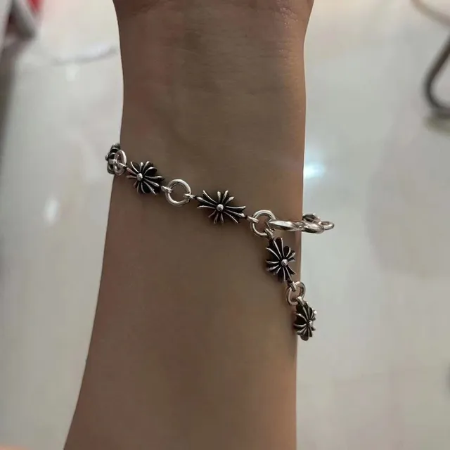 Chrome Hearts Starburst Cross Charm Prata Preto Charms Fecho Circular Pulseira 2