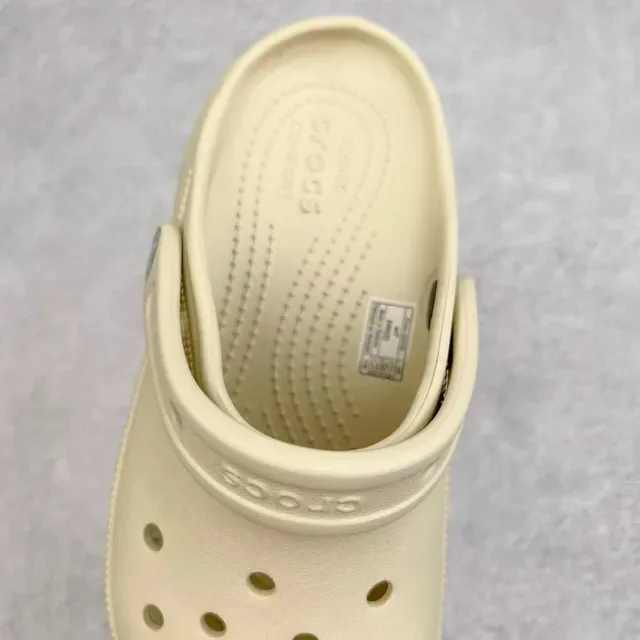 Crocs Classic Clog Beige Platform Clog 6