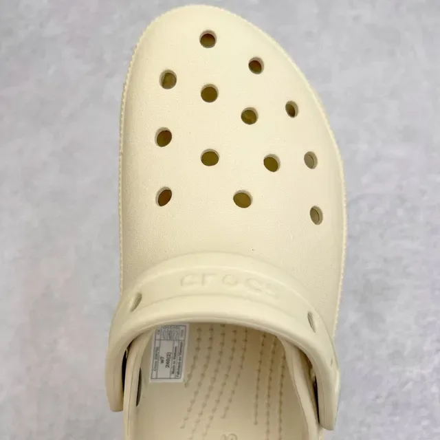 Crocs Classic Clog Beige Platform Clog 7