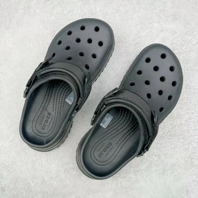 Crocs Echo Clog Black Platform Strap Clog 3