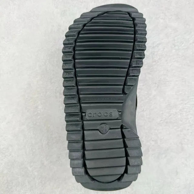 Crocs Echo Clog Black Platform Strap Clog 9