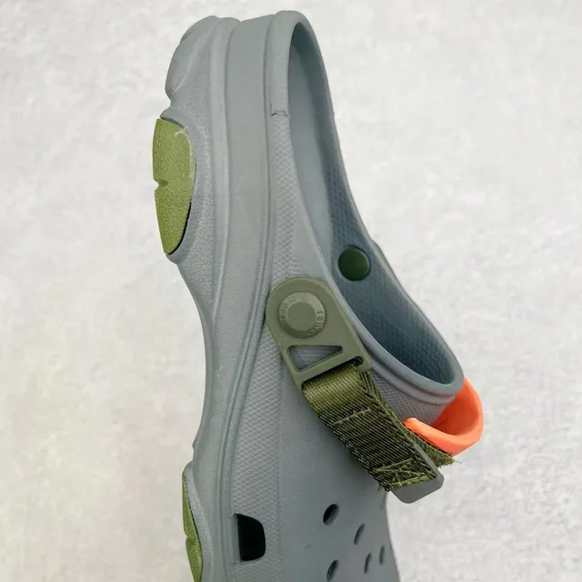 Crocs Echo Clog رمادي أخضر الجيش زيتي حزام Clog 5
