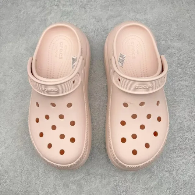 Crocs Echo Clog زويكو وردي فاتح منصة 9
