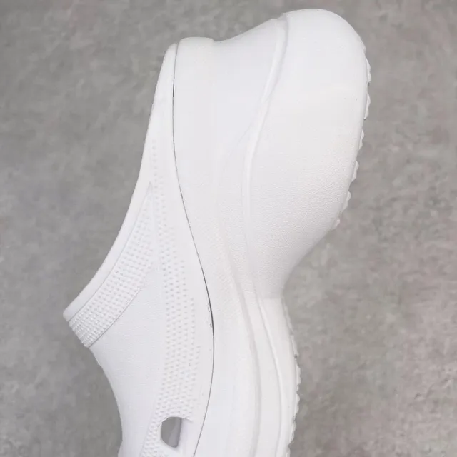 Crocs Echo Clog सादा प्लेटफॉर्म क्लॉग 4