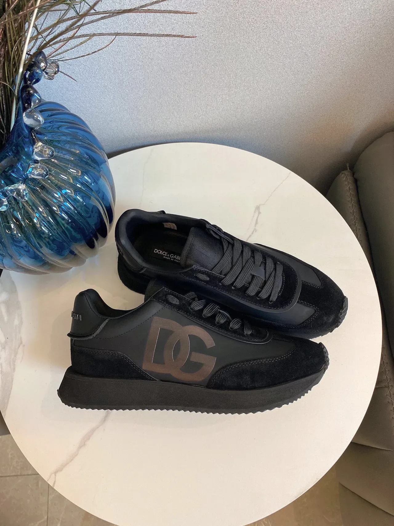DC Shoes Black Brown Suede And Synthetic Upper Metallic Logo Overlay Lifestyle Sneakers 3