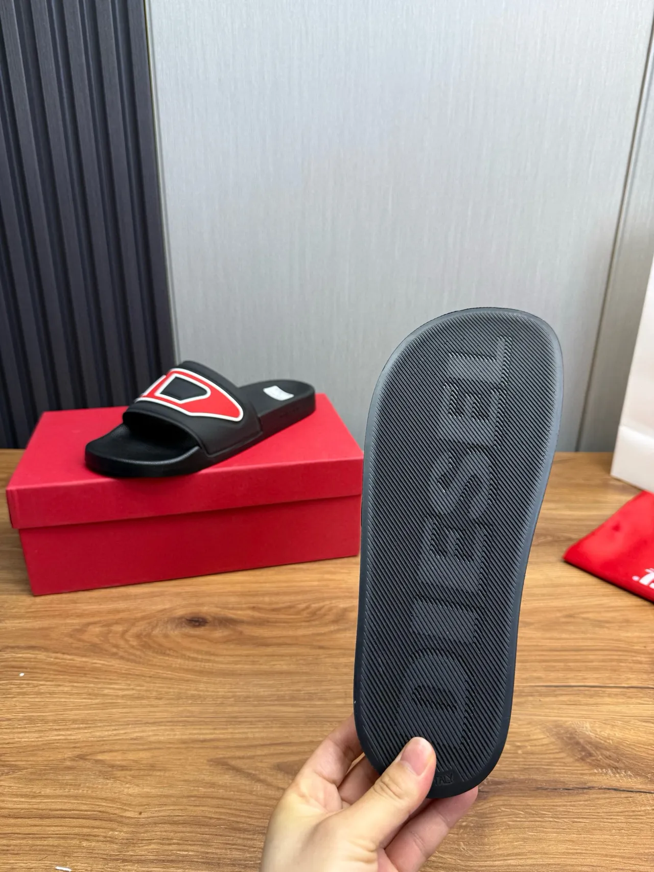 Diesel Slide Black Red Molded Rubber Geometric Strap Slippers 9