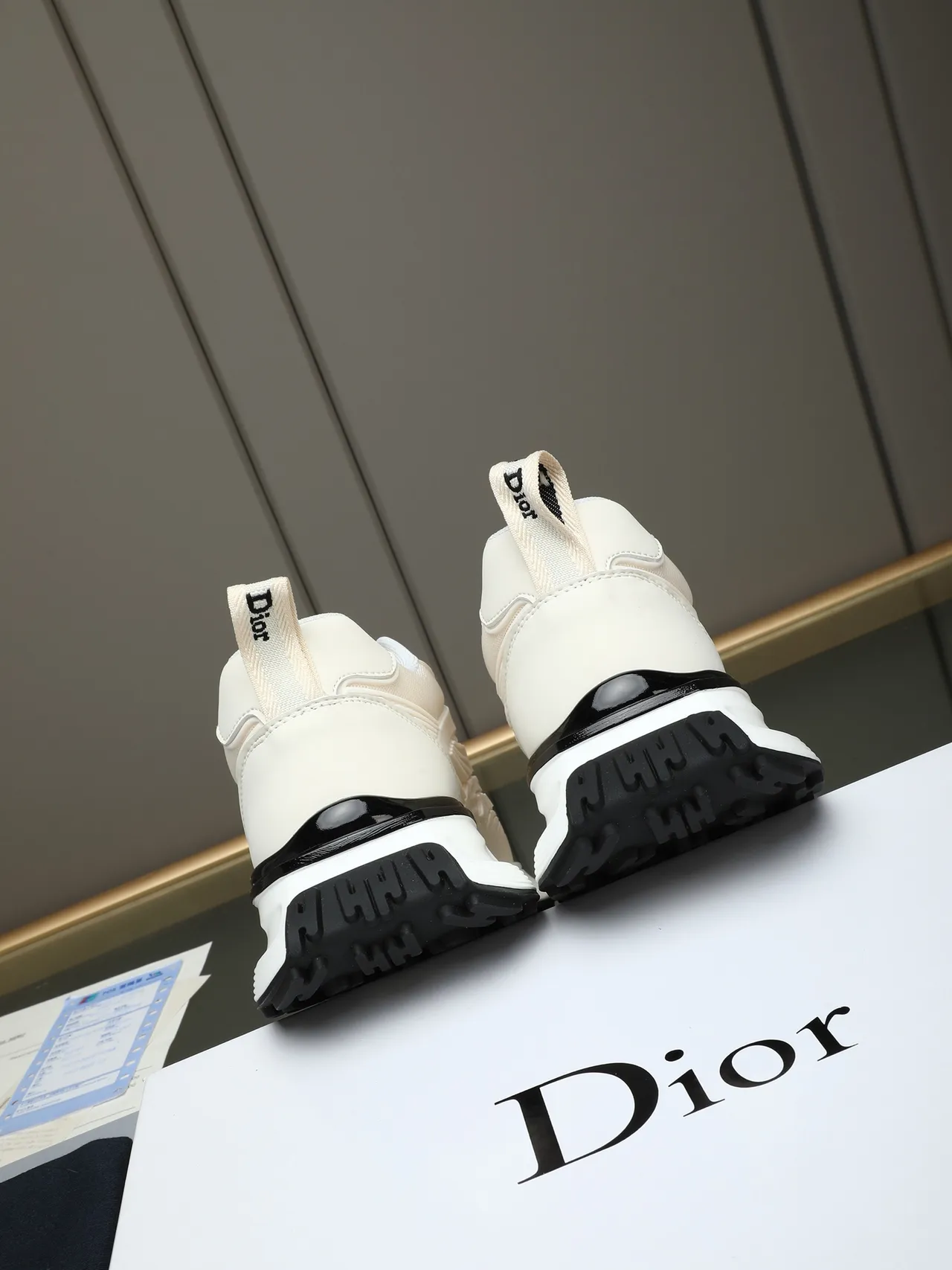 Dior B-Series Off-White Chunky Sneakers 4