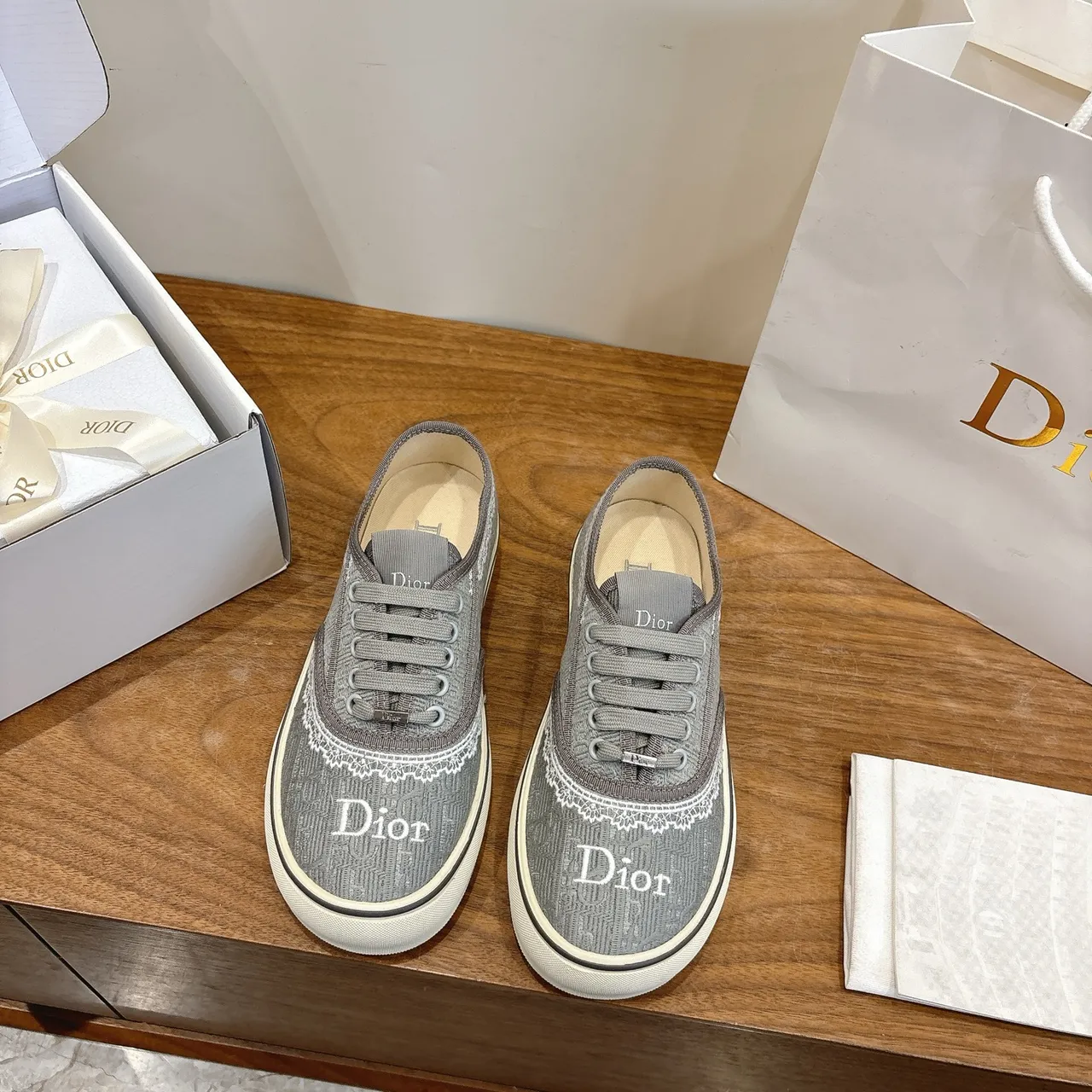 Dior B22 Gray White Textured Jacquard Upper Embroidered Logo Lifestyle Sneakers 5