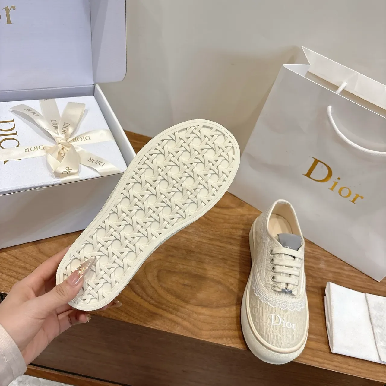 Dior B23 Beige Gray Embroidered Logo Jacquard-Textured Upper Lifestyle Sneakers 2