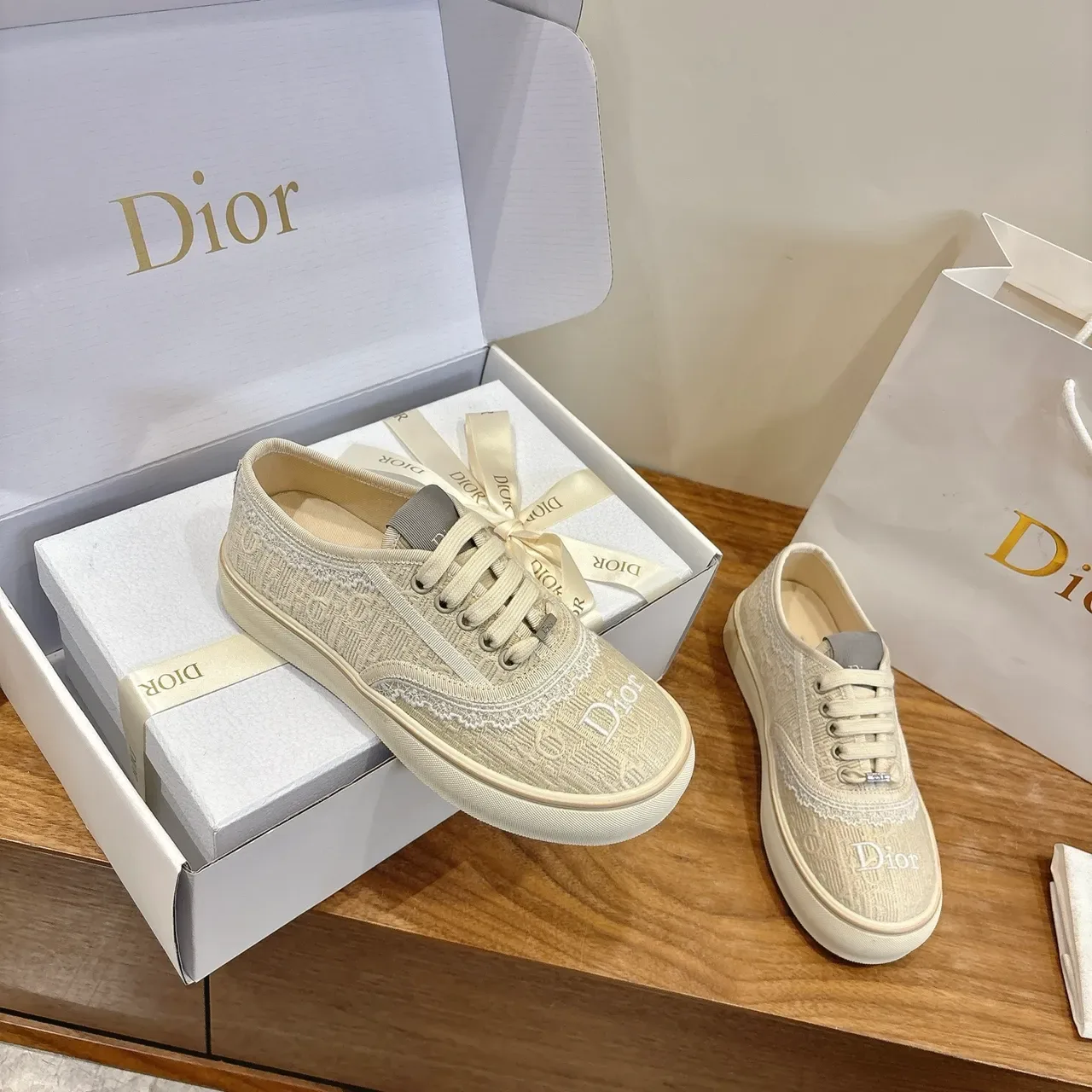 Dior B23 Beige Gray Embroidered Logo Jacquard-Textured Upper Lifestyle Sneakers 4