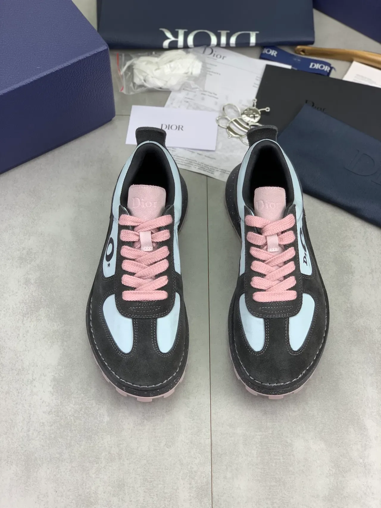 Dior B27 Chaussures Lifestyle Daim Noir et Bleu Clair 4