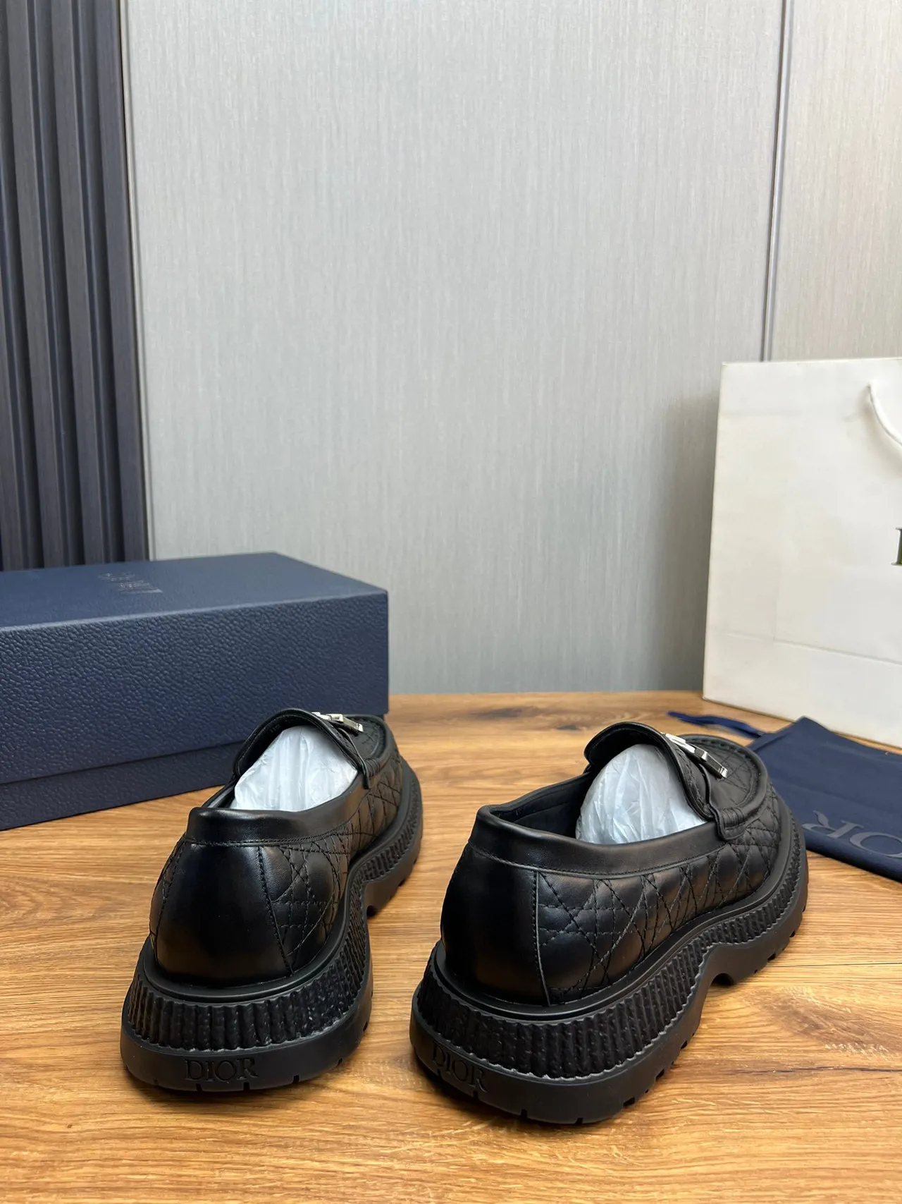 Dior B27 Cuir matelassé Boucle CD Mocassin 5