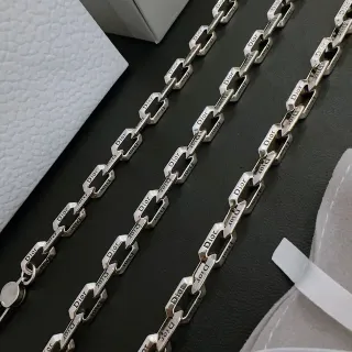 Dior B27 Silver Logo-Engraved Curb Chain Polished Metal Necklace