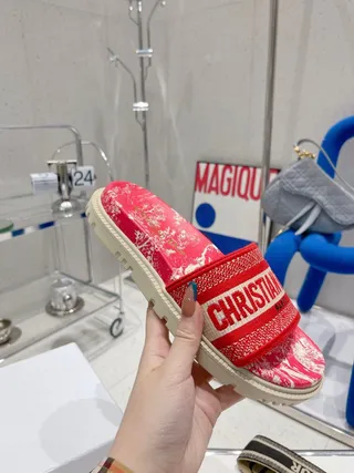 Dior B27 Slide গোলাপি ফ্লোরাল প্রিন্ট উইভড স্ট্র্যাপ স্লিপার 2