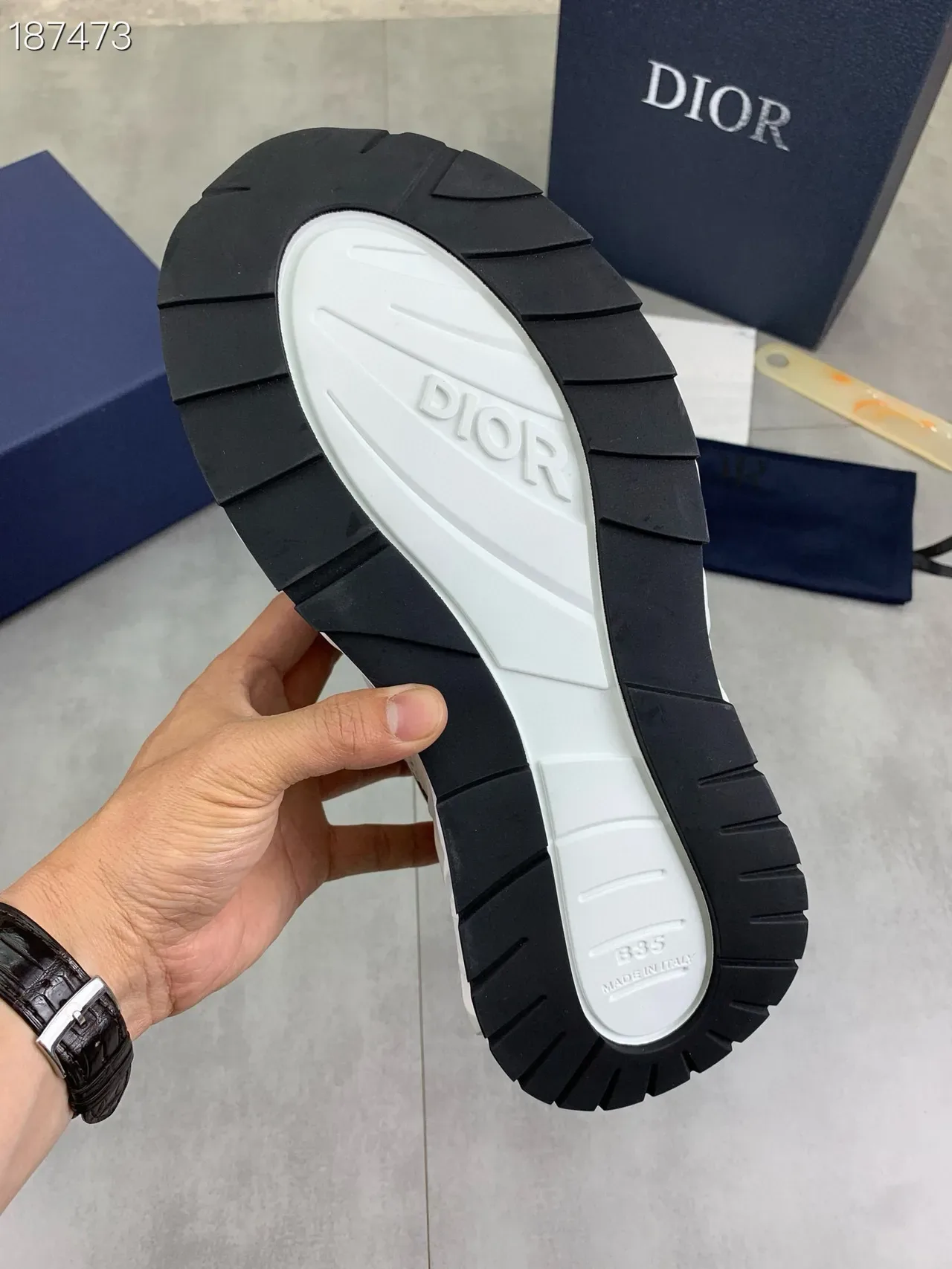 Dior B27 White and Gray Mesh Lifestyle Sneakers 4