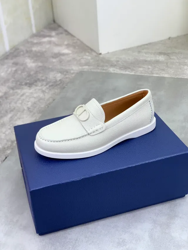 Dior Beige White Pebbled Leather CD Logo Buckle Loafer 4