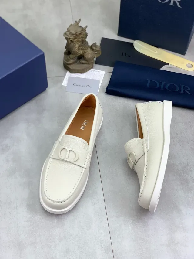 Dior Beige White Pebbled Leather CD Logo Buckle Loafer 5