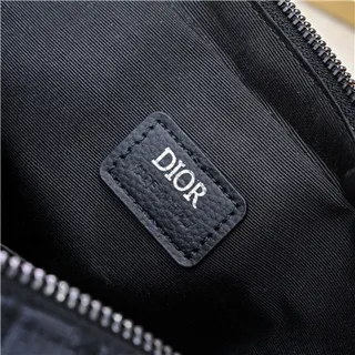 Dior কালো মনোগ্রাম টেকনিক্যাল ফ্যাব্রিক আয়তাকার স্ট্রাকচার্ড সিলহুট মেসেঞ্জার ব্যাগ 11