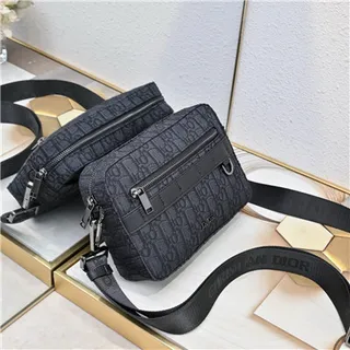 Dior কালো মনোগ্রাম টেকনিক্যাল ফ্যাব্রিক আয়তাকার স্ট্রাকচার্ড সিলহুট মেসেঞ্জার ব্যাগ 18