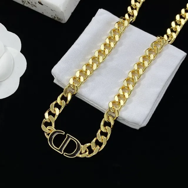 Dior CD Logo Chaîne Dorée Blanche Épaisse Curb Collier Pendentif 4