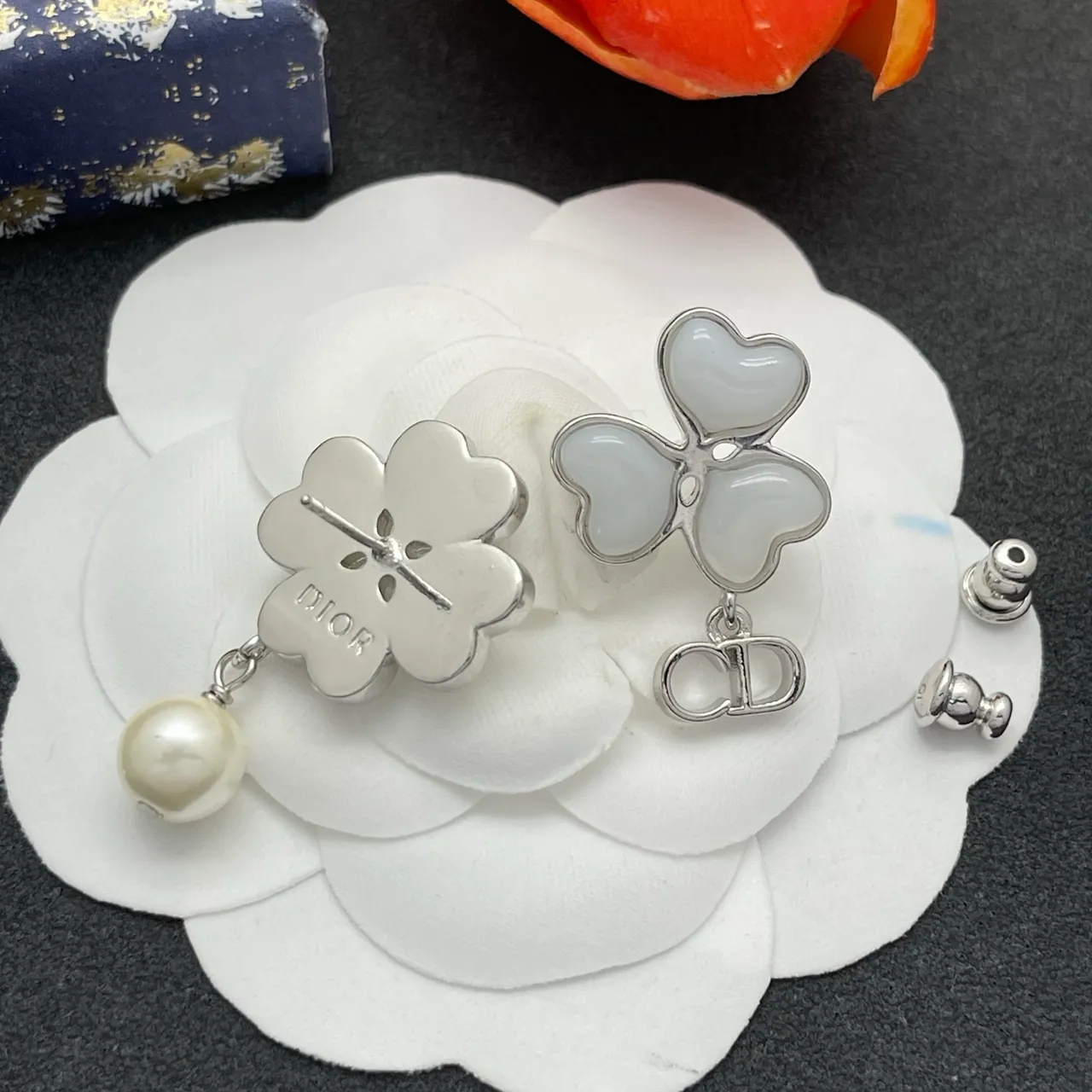Dior Floral Heart Pearl Drop Earrings 4