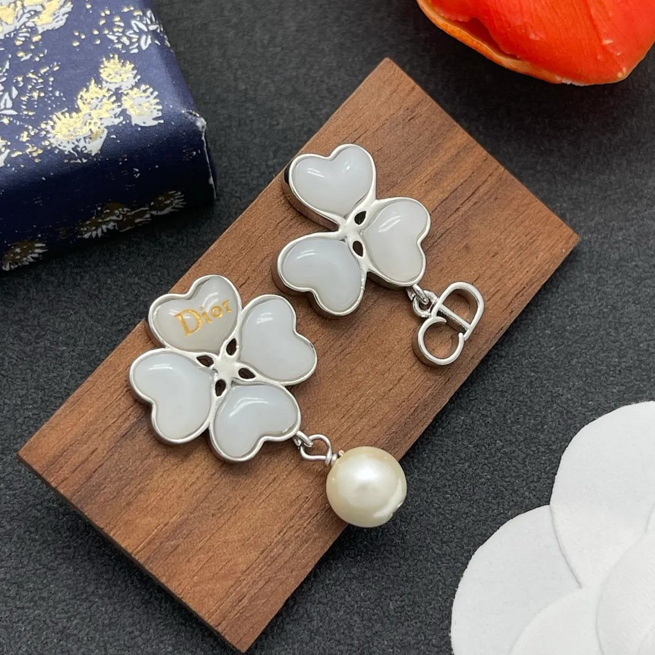 Dior Floral Heart Pearl Drop Earrings 6