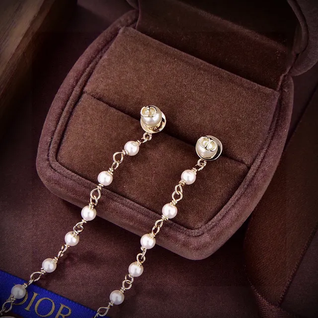 Dior Gold-Tone Pearl and Butterfly Charm Drop Earrings 5