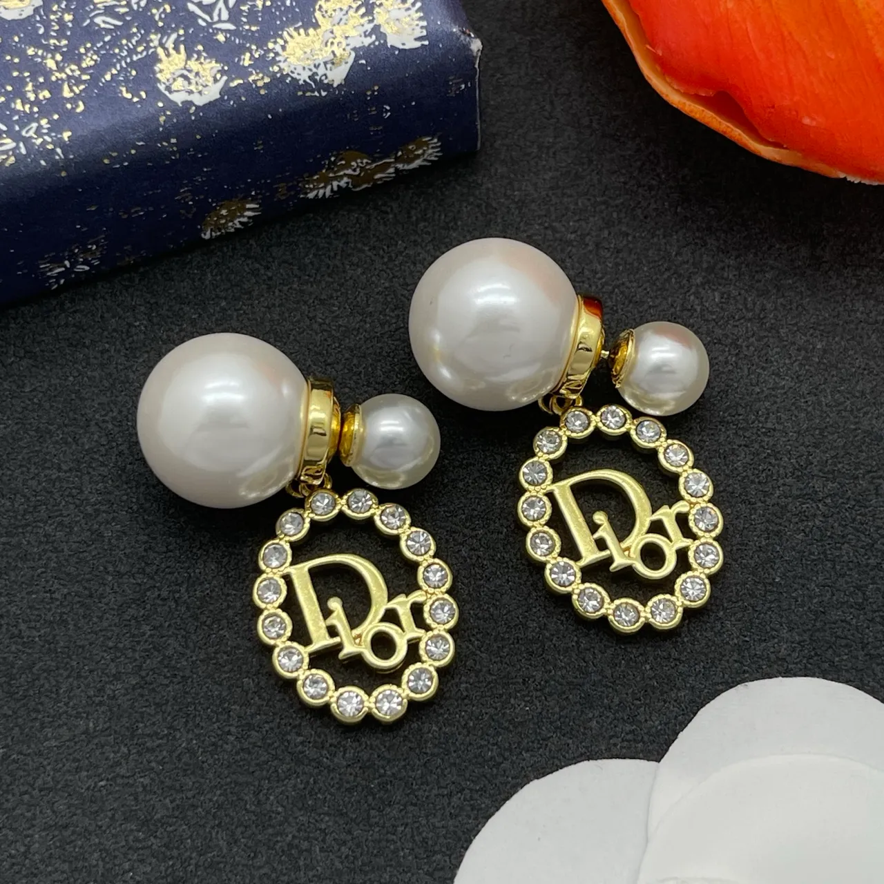Dior Gold White Pearl Stud Earrings 8