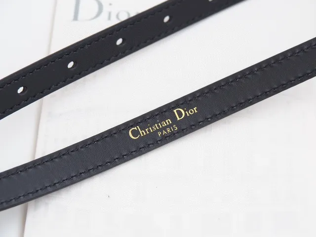 Dior J'adior Ceinture en cuir noir doré à lettrage étroit 2
