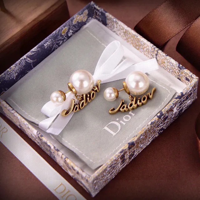 Dior J'adior Pearl and Gold-Tone Script Earrings 3