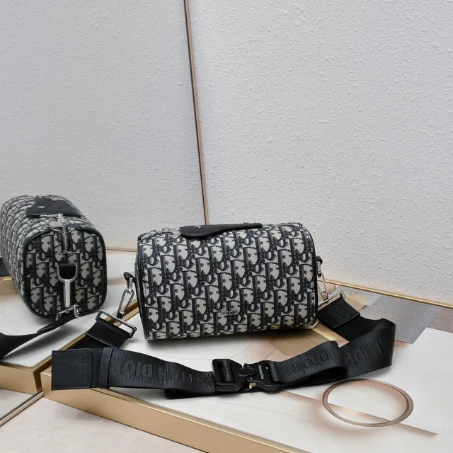 Dior স্যাডেল ধূসর কালো সিলিন্ড্রিক্যাল ব্যারেল সিলহুয়েট মোনোগ্রাম জ্যাকুয়ার্ড কাপড় স্যাডেল ব্যাগ 10