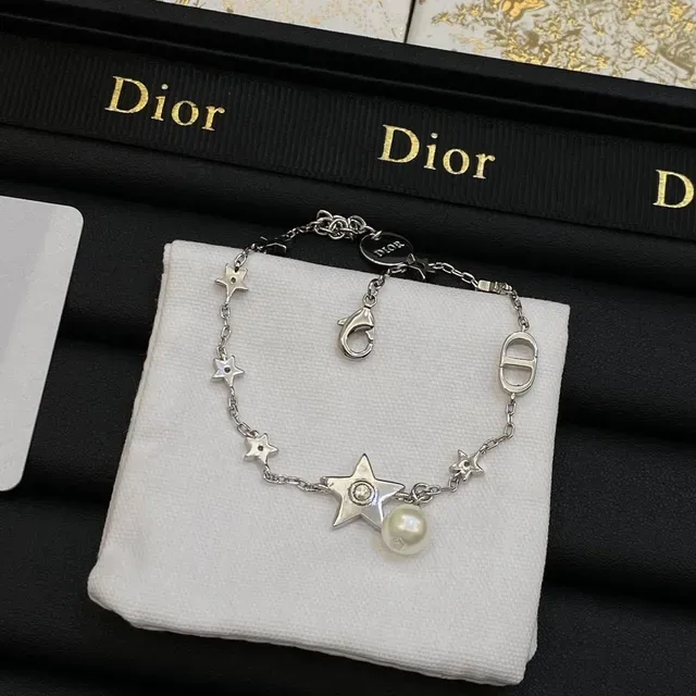 Dior Star Silver White Chain Pearl Accent Necklace 2