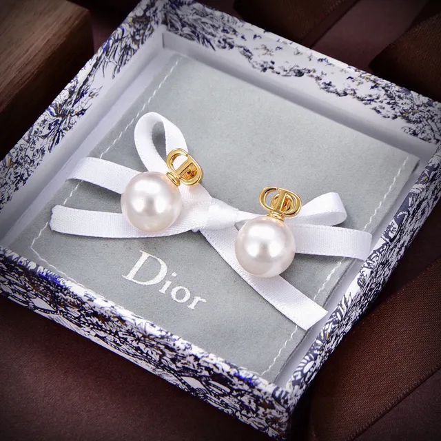 Dior White Gold Round Freshwater Pearls Silver-Tone Metal Earrings 3