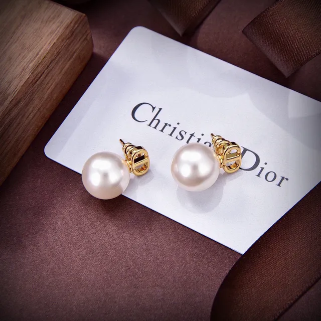 Dior White Gold Round Freshwater Pearls Silver-Tone Metal Earrings 4