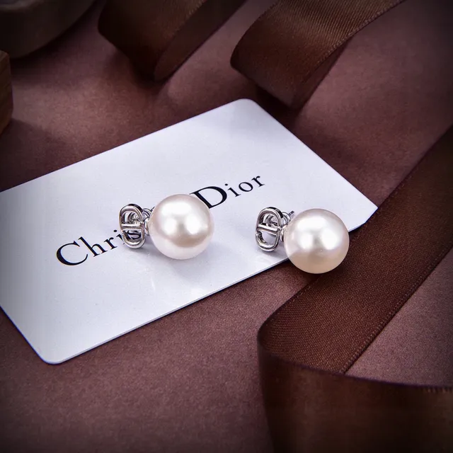 Dior White Gold Round Freshwater Pearls Silver-Tone Metal Earrings 5