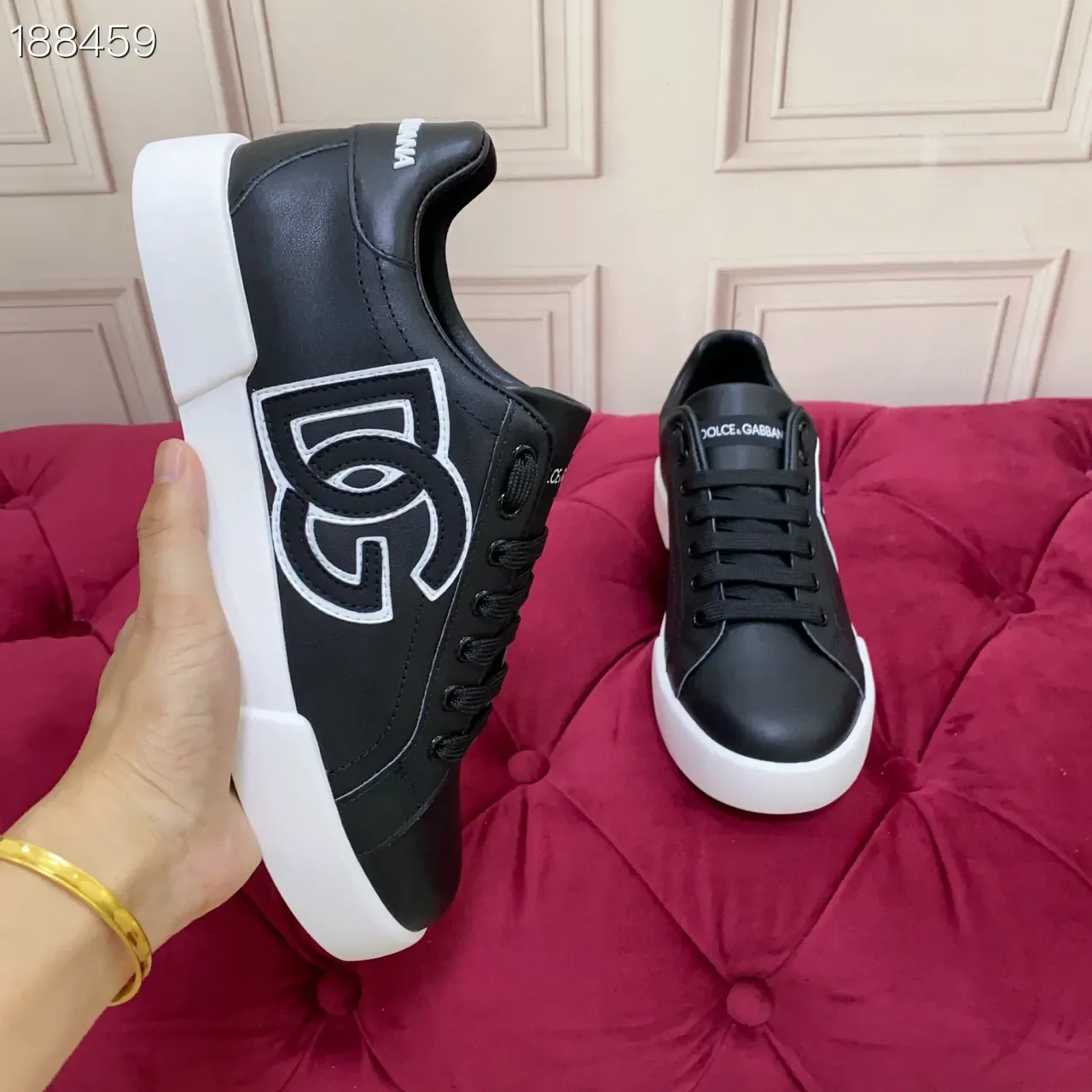 Dolce & Gabbana حذاء أسلوب حياة أسود أبيض جلدي علوي Oversized DG Monogram 5