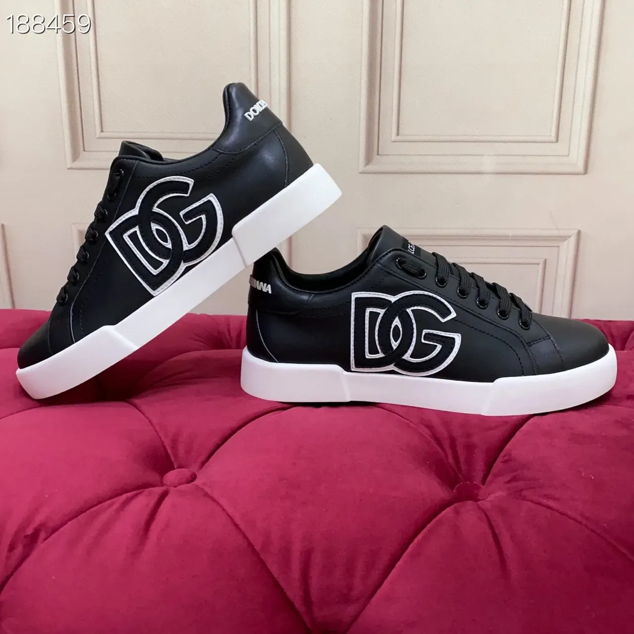 Dolce & Gabbana حذاء أسلوب حياة أسود أبيض جلدي علوي Oversized DG Monogram 6