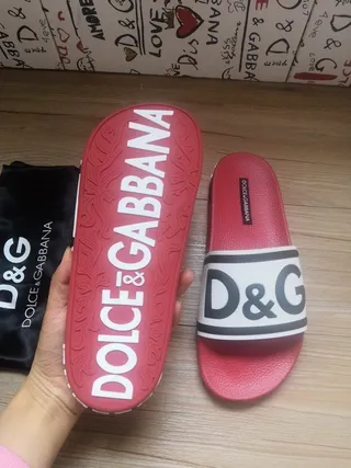 Dolce & Gabbana I Love D&G chaussons roses et blancs graphiques 3