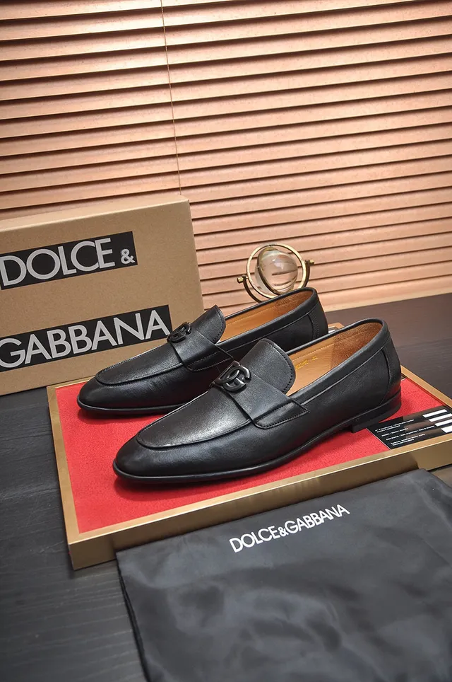 Dolce & Gabbana Portofino Noir Beige Cuir DG Logo Buckle Loafer 8
